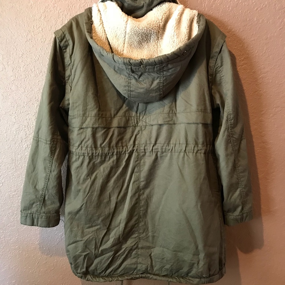 Parka - Picture 6 of 6
